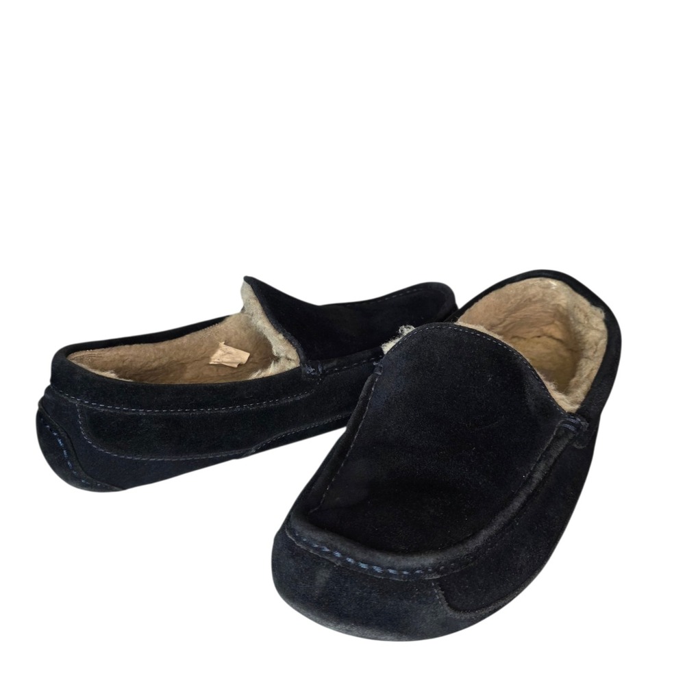 UGG Ascot Mens 13 Black Suede Sheepskin Lined Moc Toe Slippers